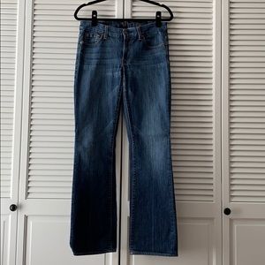 Boot cut jeans